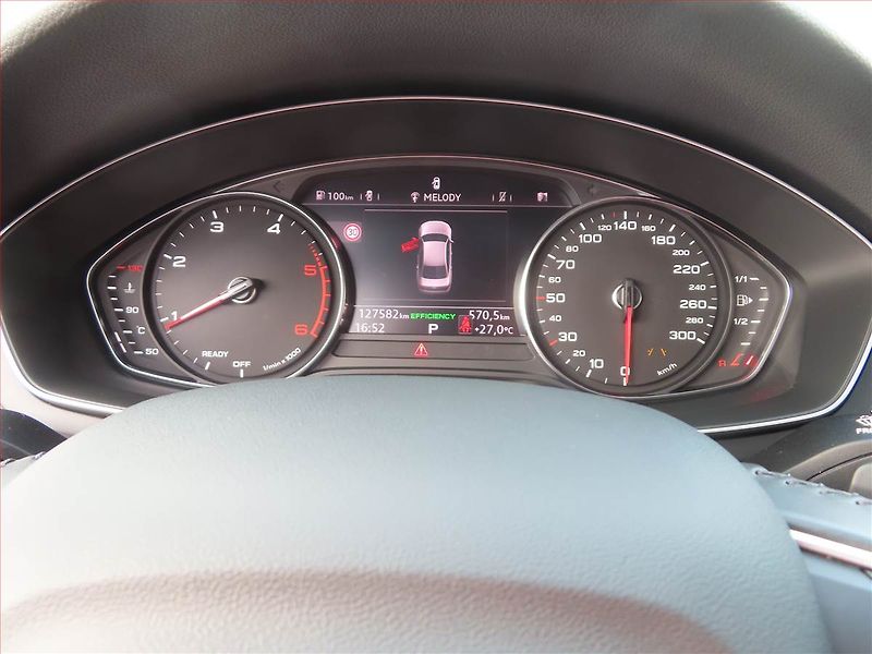 Audi A4 (2018) 2.0 TDI, Automat, Serv.kniha - fotka 11 z 24