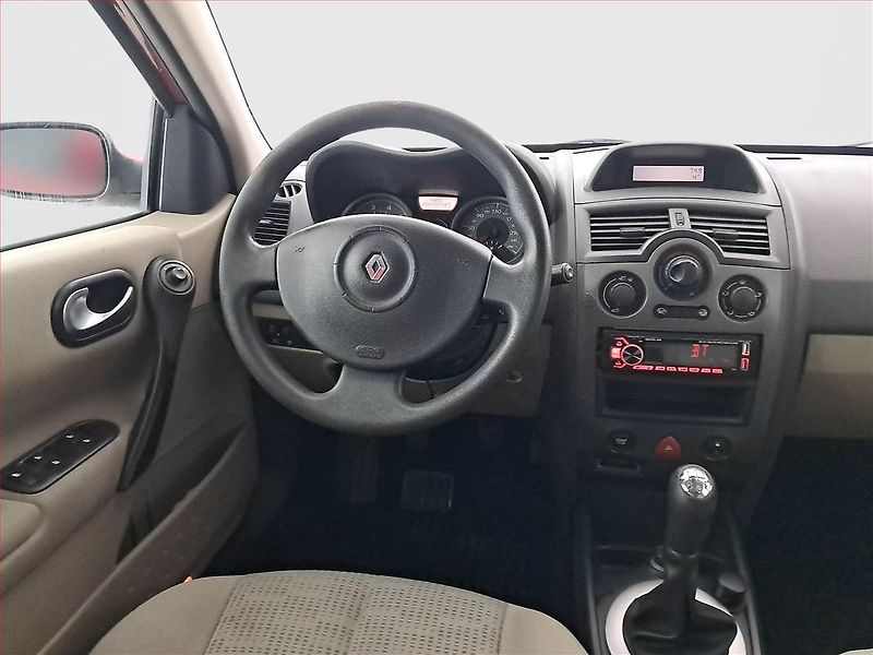 Renault Mégane (2006) 1.6 16V, po STK, plně pojízdný - fotka 7 z 16