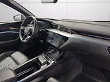 Audi SQ8 e-tron Sportback quattro Tažné - náhled 12