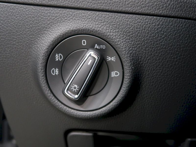 Škoda Superb (2023) STYLE PLUS 2.0TDI 147KW 4x4 DS - fotka 36 z 40