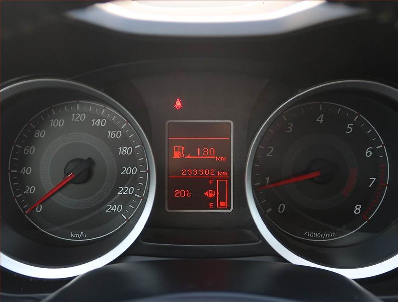 Mitsubishi Lancer (2010) 1.5 MIVEC, Serv.kniha, po STK - fotka 11 z 18