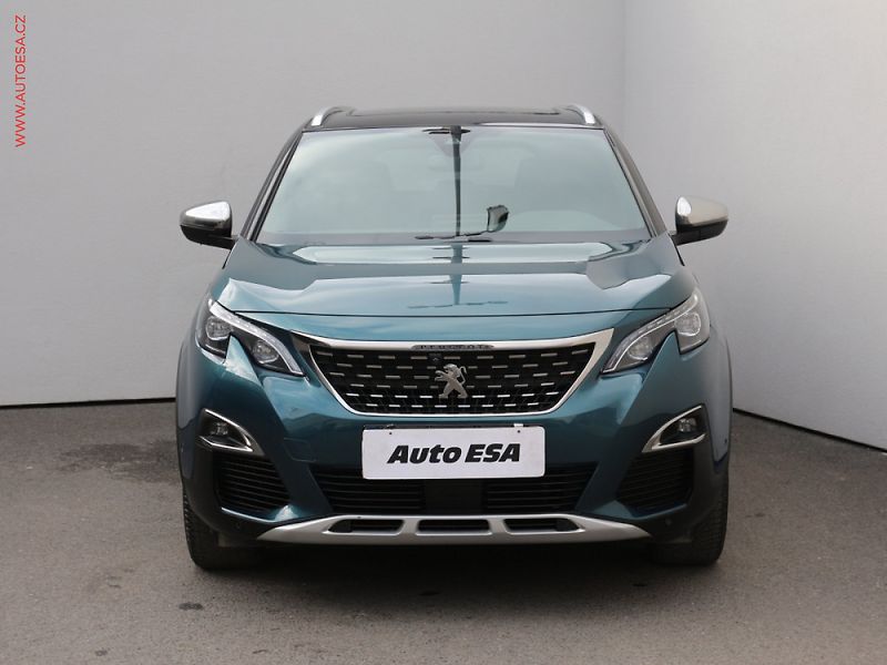 Peugeot 5008 (2019) 2.0 HDi, Allure, AT, LED - fotka 2 z 3