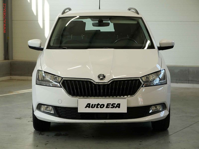 Škoda Fabia (2020) 1.0TSi, ČR, Ambition - fotka 2 z 19