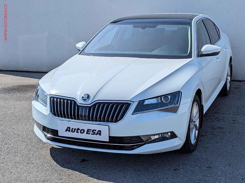 Škoda Superb (2016) 1.4TSi, Navi, bixen - fotka 3 z 16