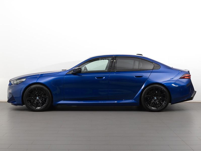 BMW M5 - fotka 3 z 23