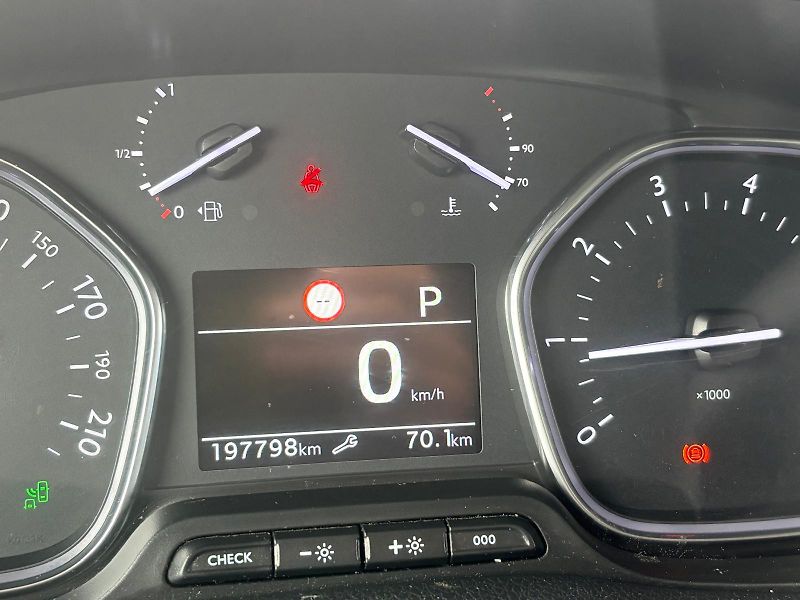 Toyota ProAce Verso 2,0 D-4D L2 AT - fotka 15 z 26