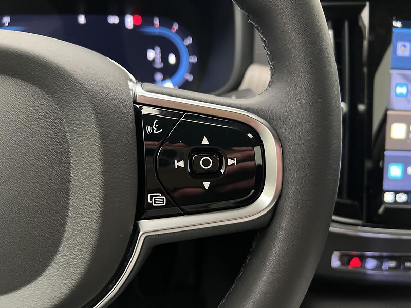 Volvo S90 B5 AWD ULTIMATE BRIGHT AUT - fotka 28 z 47