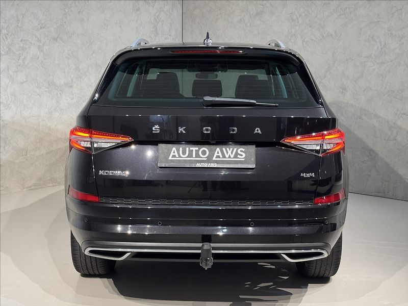 Škoda Kodiaq 2,0 TDi  DSG 4x4 L&K Virtual L - fotka 9 z 49
