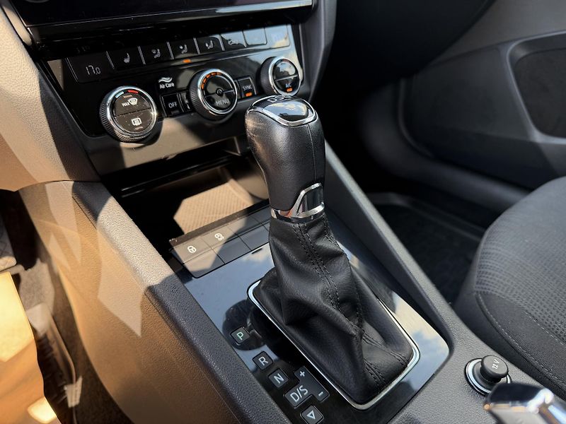 Škoda Octavia (2020) 1.5 tsi 110 kW STYLE/DPH - fotka 15 z 18