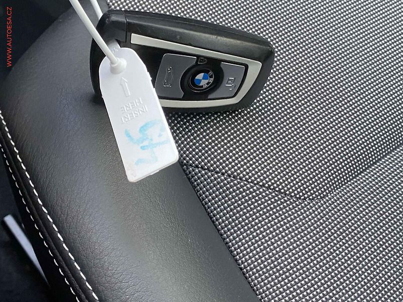 BMW Řada 1 (2012) 1.6 D 116d, Bixen, AC - fotka 19 z 19