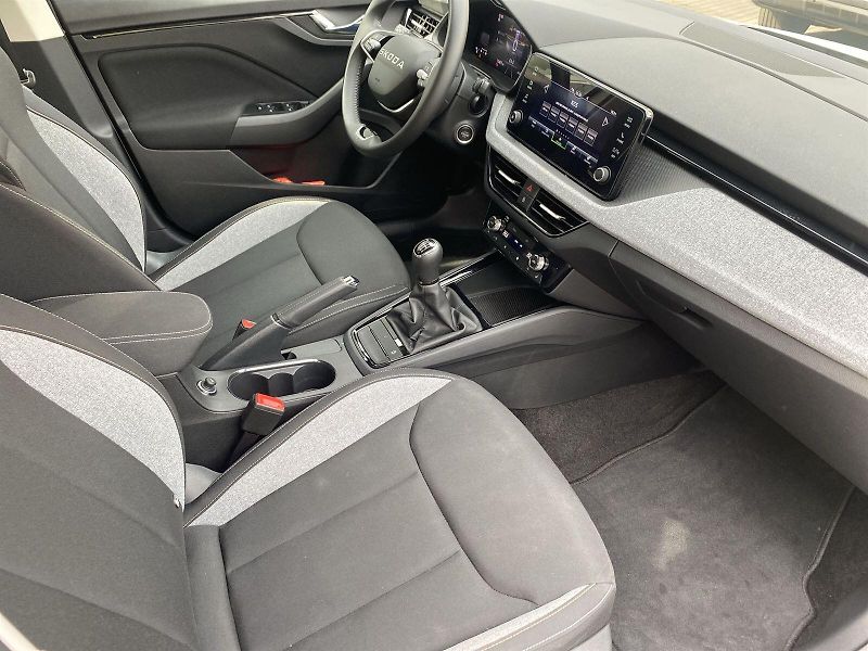 Škoda Scala (2025) 1.0 TSI Selection - fotka 10 z 29