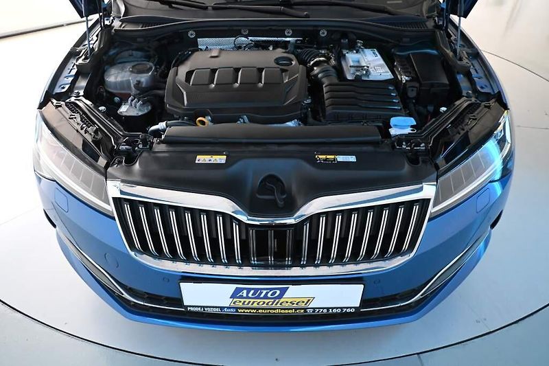 Škoda Superb (2023) 2.0 DSG STYLE Matrix LED VIRTU - fotka 35 z 38