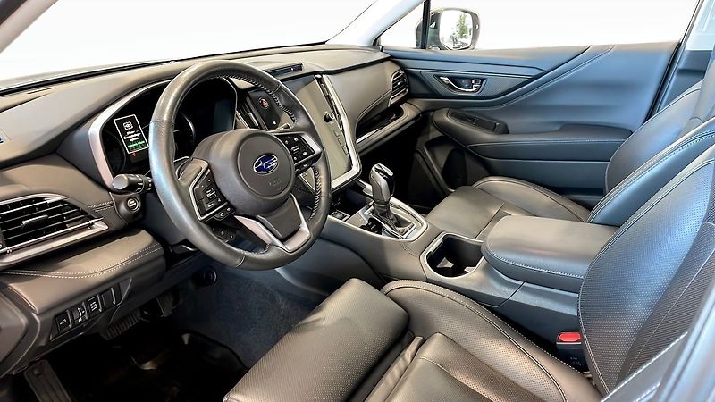 Subaru Outback 2.5i 4WD Comfort + tažné - fotka 8 z 12