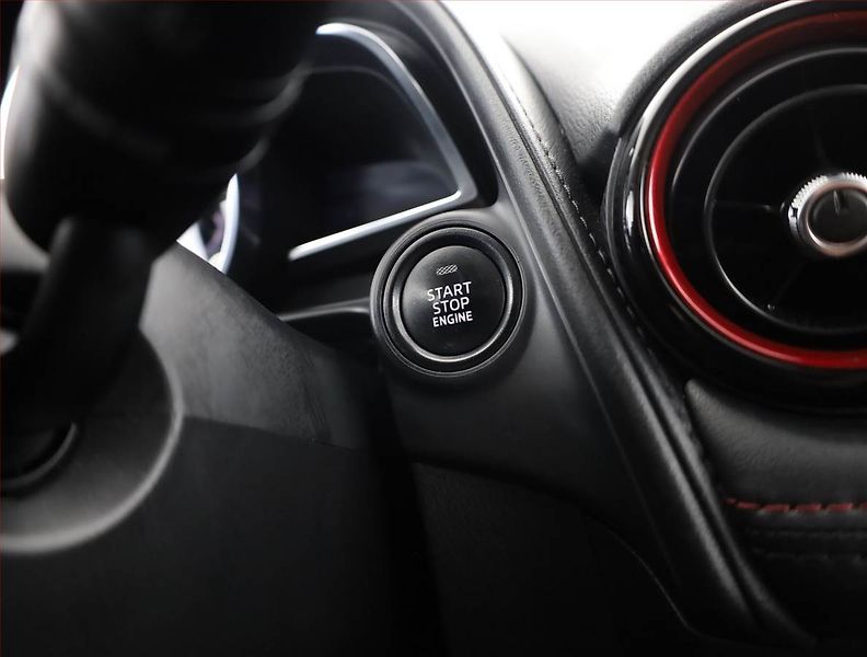 Mazda CX-3 (2016) 2.0 Skyactiv-G, 4X4, Automat - fotka 17 z 19