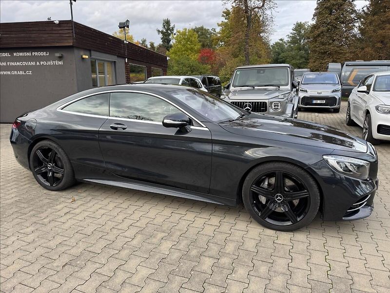 Mercedes-Benz Třídy S 560 4Matic AMG - fotka 4 z 37