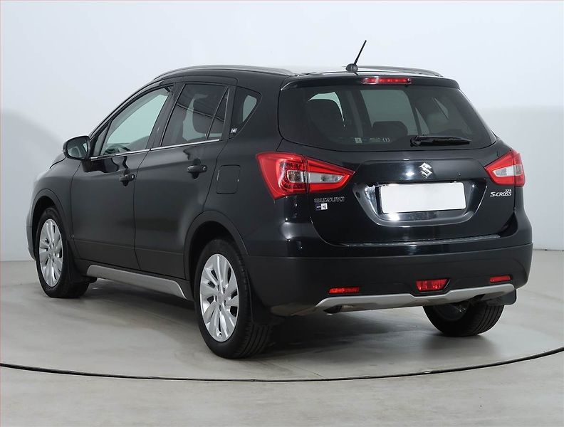 Suzuki SX4 S-Cross (2019) 1.4 BoosterJet, Automat, ČR - fotka 4 z 21