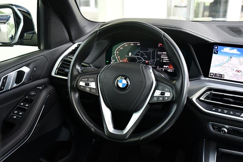 BMW X5 xDrive30d PANO TAŽNÉ 2XALU - fotka 6 z 42
