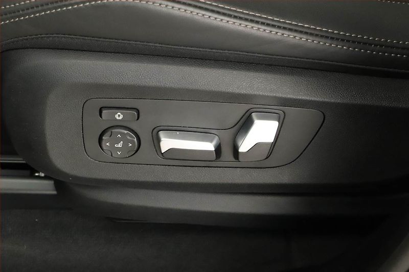 BMW X5 (2025) xDrive30d - fotka 19 z 20