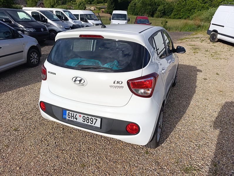 Hyundai i10 (2019) 1.0 Family club - fotka 7 z 23