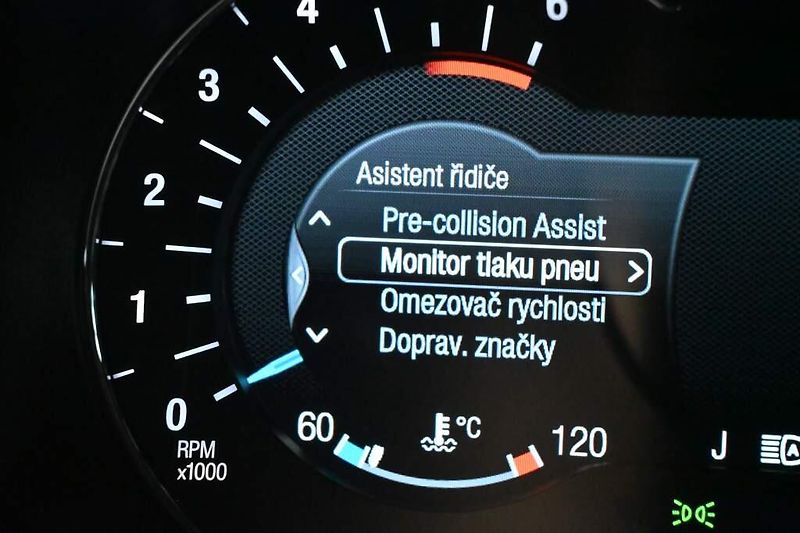 Ford Mondeo (2021) 2.0 ST-LINE LED ACC SONY ECOBL - fotka 22 z 40