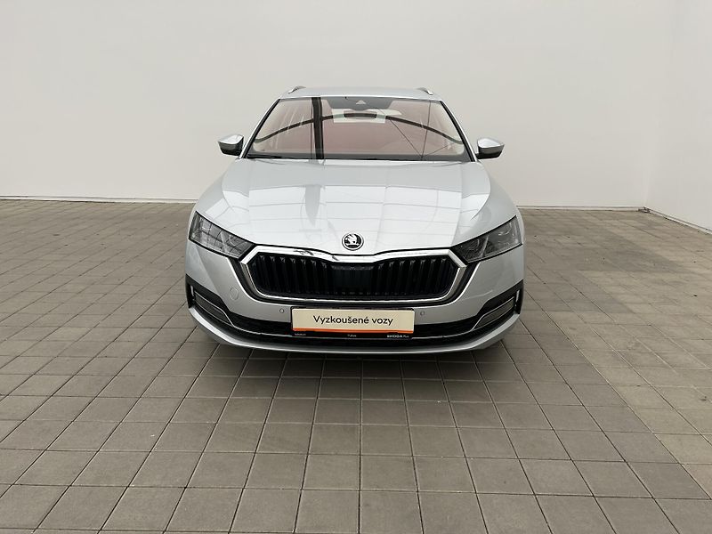 Škoda Octavia 2.0 TDI Style Plus - fotka 16 z 25