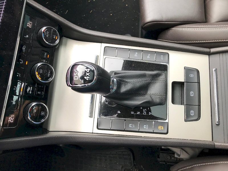 Škoda Superb (2020) GRT L K TS 200/2.0 A7A - fotka 7 z 35