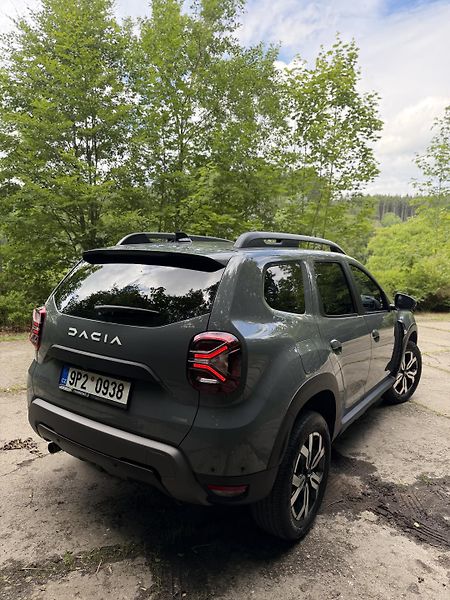 Dacia Duster (2022) - fotka 2 z 17