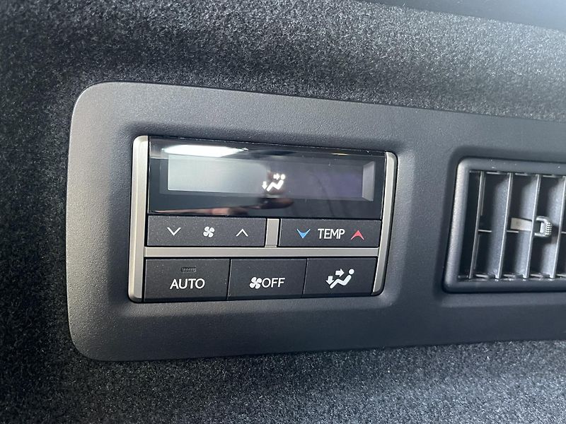 Lexus RX 450h (2021) 3.5 LIMITED EDITION - fotka 8 z 25