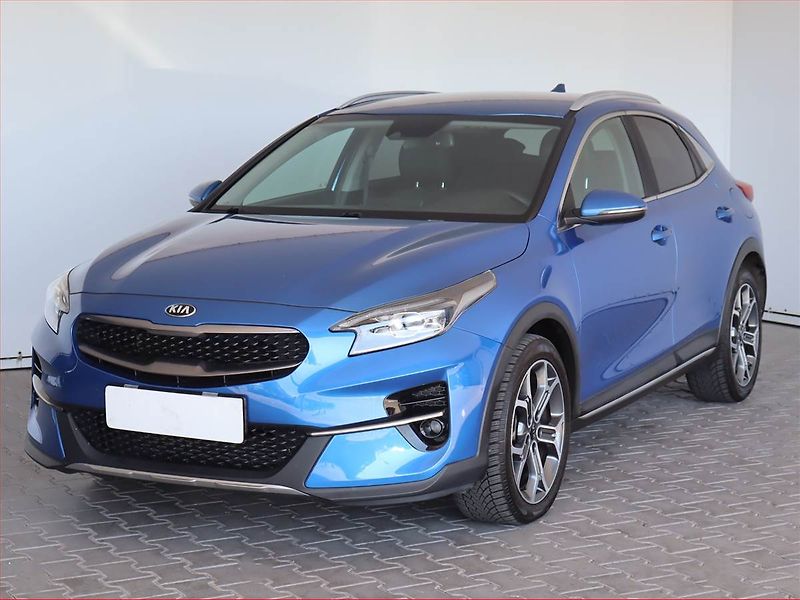 Kia XCeed (2020) 1.4 T-GDI, Automat, Serv.kniha - fotka 2 z 25