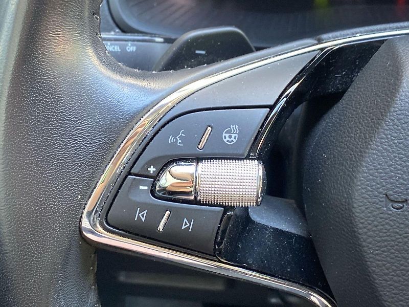 Škoda Karoq (2022) 1.5 TSI DSG Style + - fotka 24 z 31