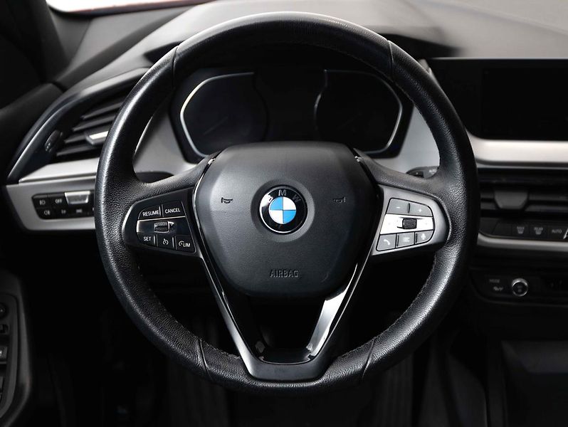 BMW Řada 1 116d - fotka 12 z 21