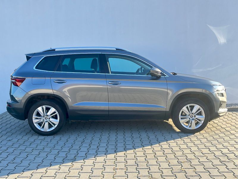 Škoda Karoq (2025) Top Selection 1,5TSI 110kW 7.s - fotka 8 z 33