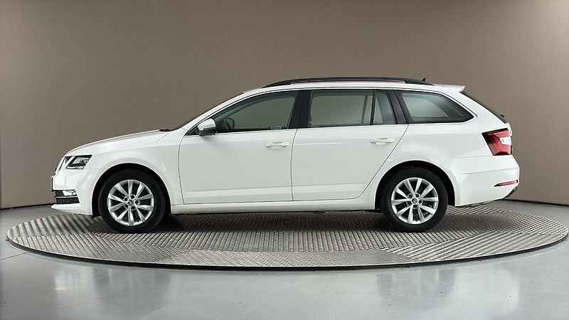 Škoda Octavia 2.0 TDI DSG 4x4 Style Combi - fotka 4 z 25