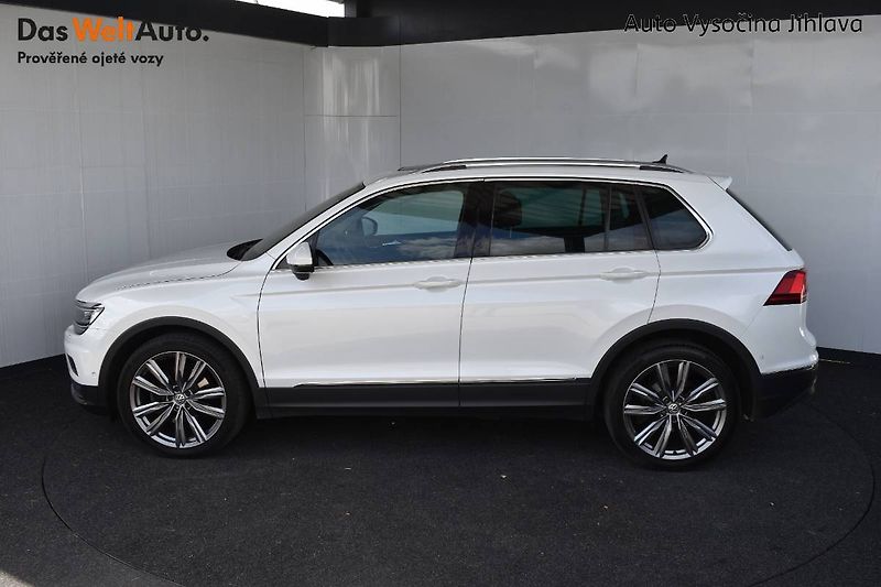 Volkswagen Tiguan (2020) 2.0TDI 140kW 4x4,tažné,Matrix - fotka 3 z 28