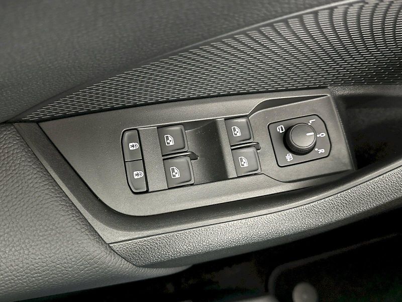 Škoda Octavia (2025) 1.5TSI 110kW Exclusive Selecti - fotka 27 z 33