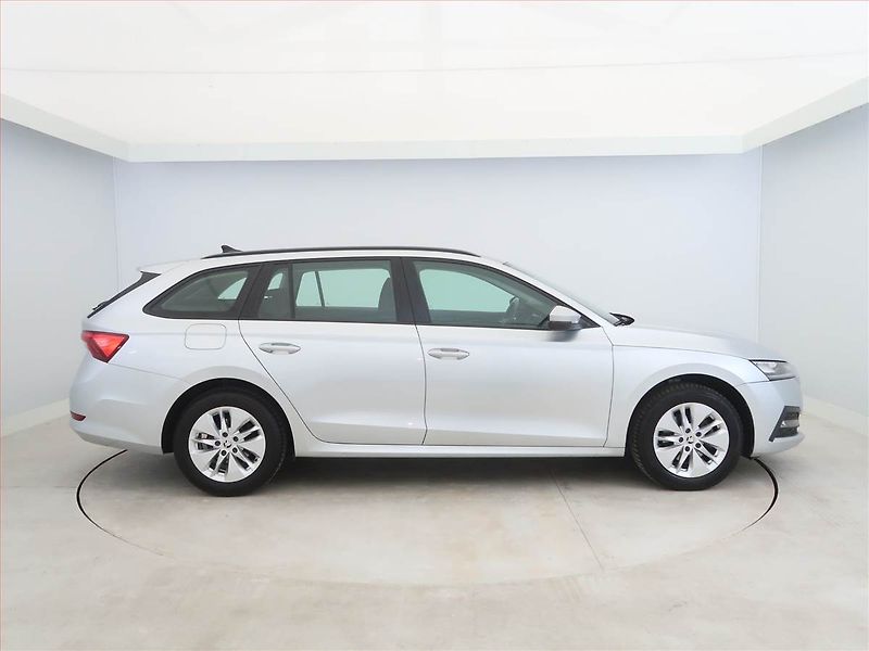 Škoda Octavia (2021) Style 2.0 TDI, Automat - fotka 6 z 15