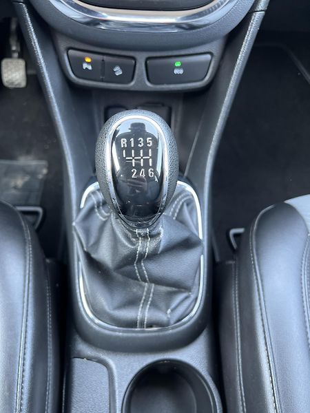 Opel Mokka 1.4T COSMO 4x4 NAVI KAMERA - fotka 25 z 44