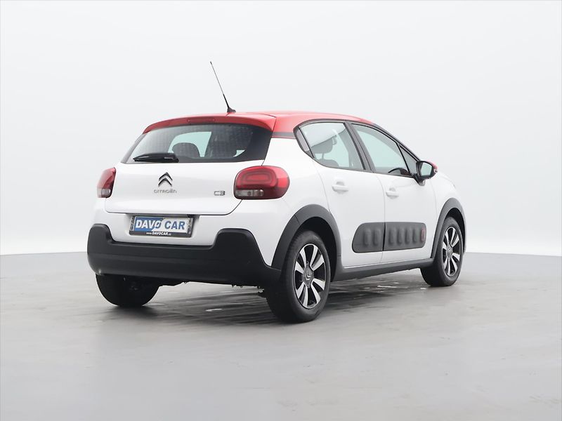 Citroën C3 1.2 PT 82k CZ Feel Aut.Klima - fotka 7 z 26