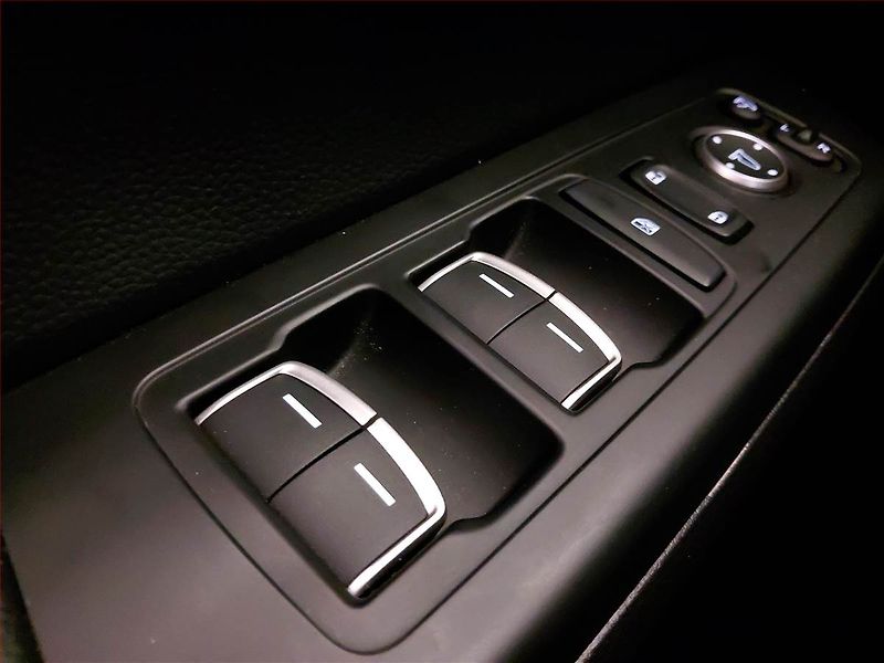 Honda CR-V (2024) 2.0i-MMD HEV - fotka 17 z 17