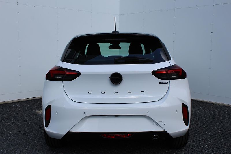 Opel Corsa (2025) GS Hybrid 1.2 TURBO 110k eDCT6 - fotka 6 z 29