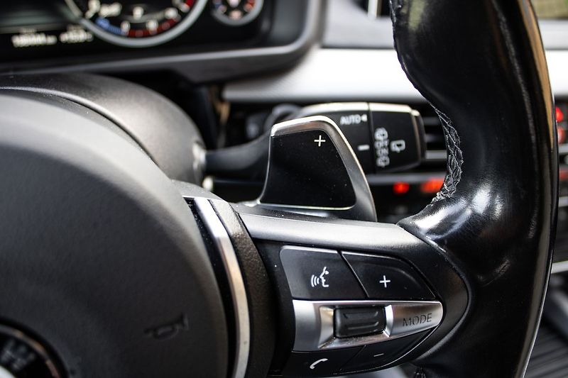BMW X5 - fotka 36 z 51