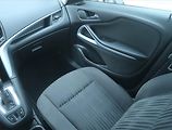 Opel Zafira (2017) 2.0 CDTI, Automat, Tempomat - náhled 8