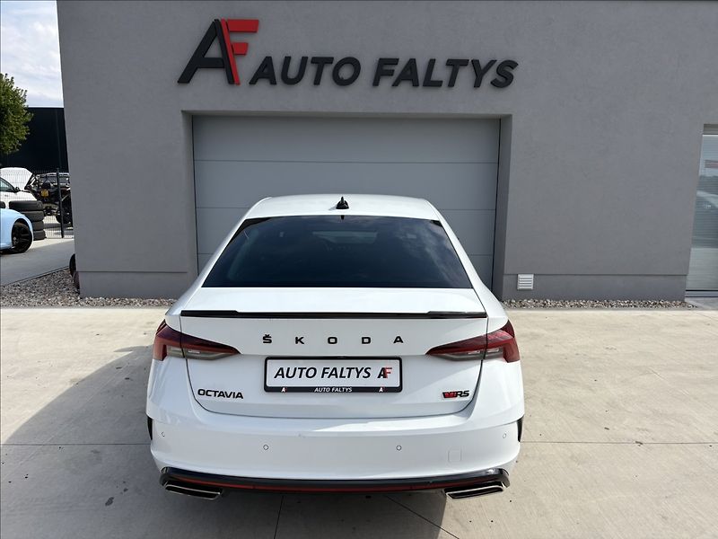 Škoda Octavia 2,0 147 kw RS ČR 1. majitel - fotka 6 z 20