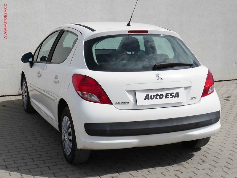Peugeot 207 (2012) 1.4 HDi, AC, STK4/28 - fotka 6 z 16