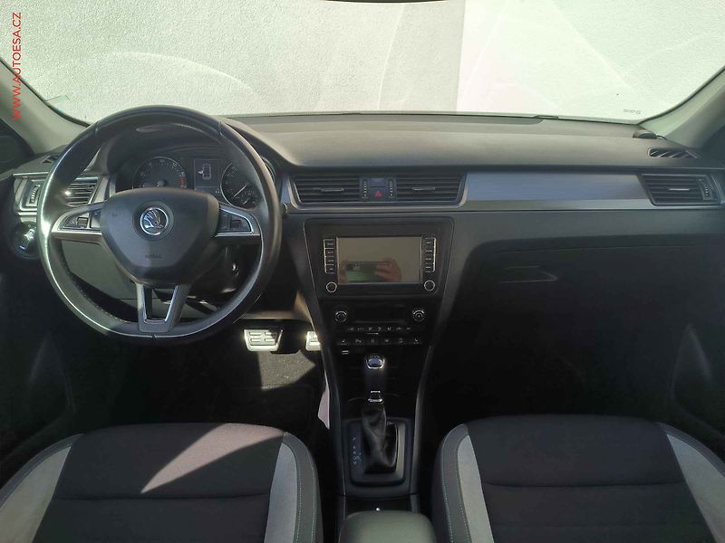 Škoda Rapid (2016) 1.4 TSi, Joy, DSG, xenon - fotka 8 z 20