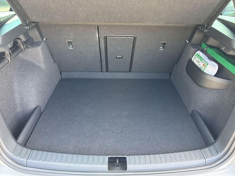 Škoda Karoq (2025) 2.0 TDI 4x4 DSG Sportline - fotka 30 z 36