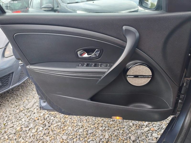 Renault Mégane (2015) - fotka 25 z 27
