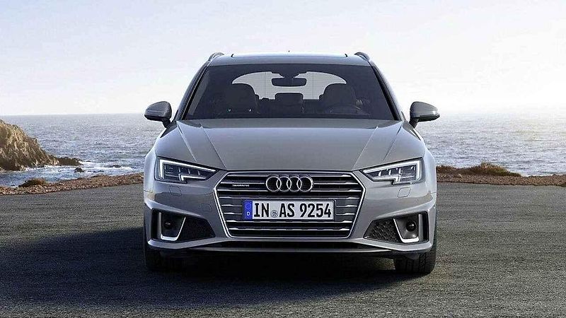 Audi A4.