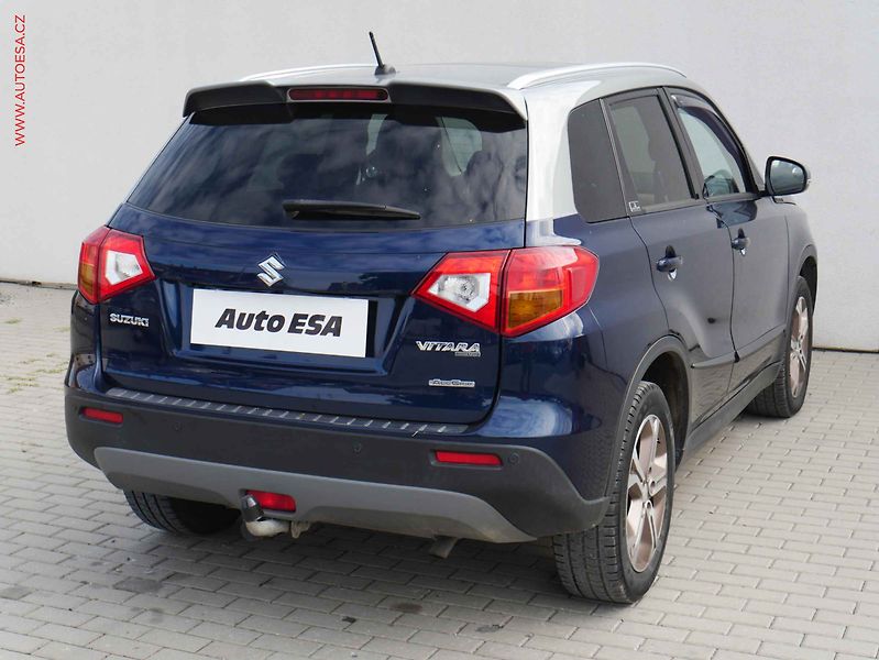 Suzuki Vitara (2018) 1.6VVTi 4x4, AC, TZ, park - fotka 4 z 21