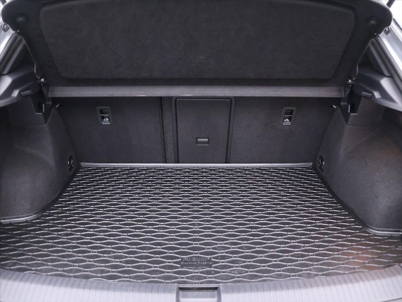 Volkswagen T-Roc 2,0 TDI DSG 4Motion R-line LED - fotka 10 z 35